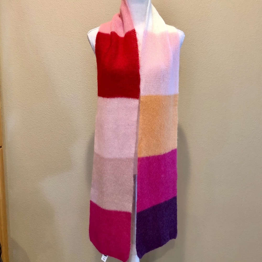 GAP Pink and Purple Knit Scarf